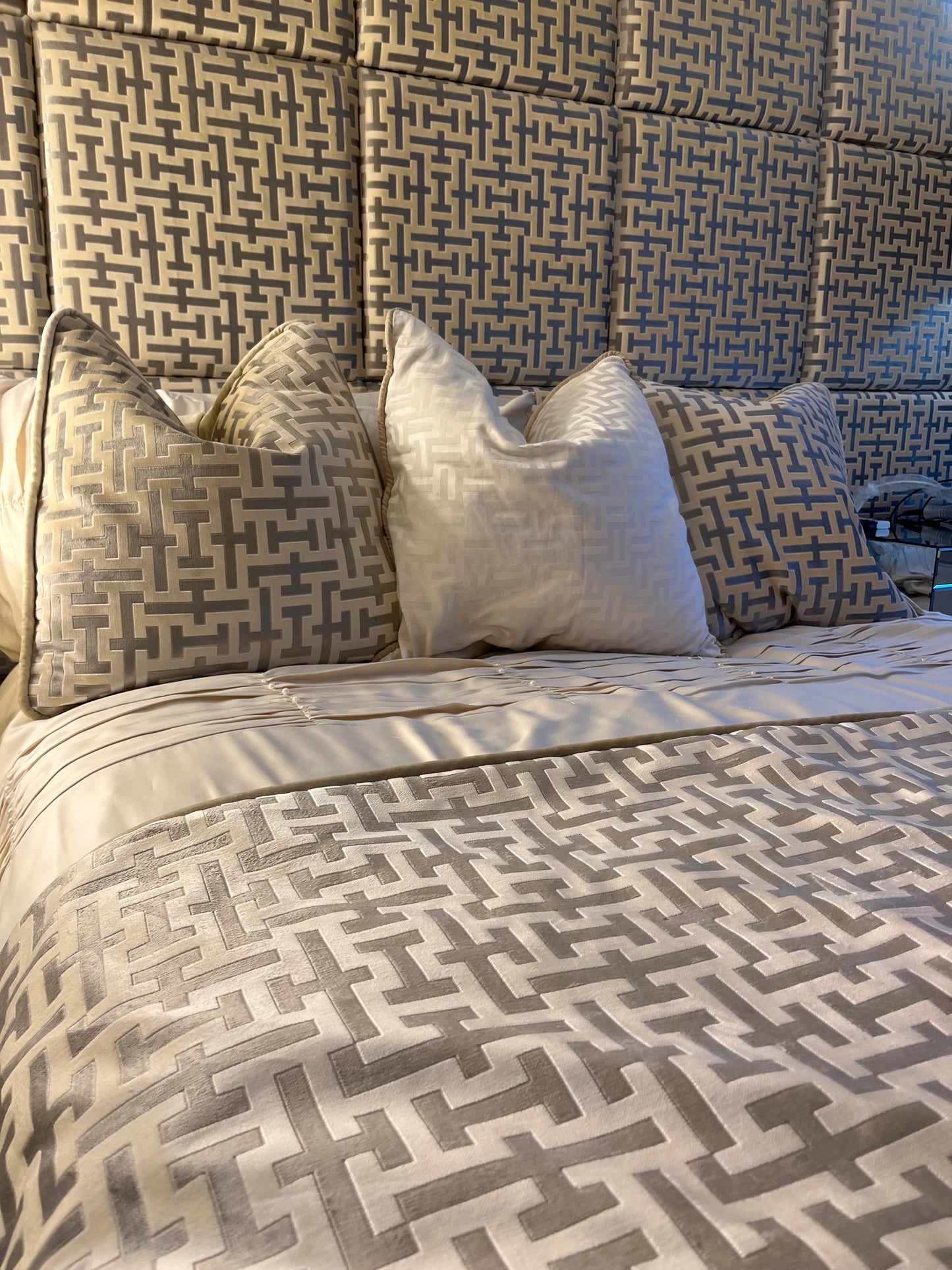 Aztec Throw in Beige