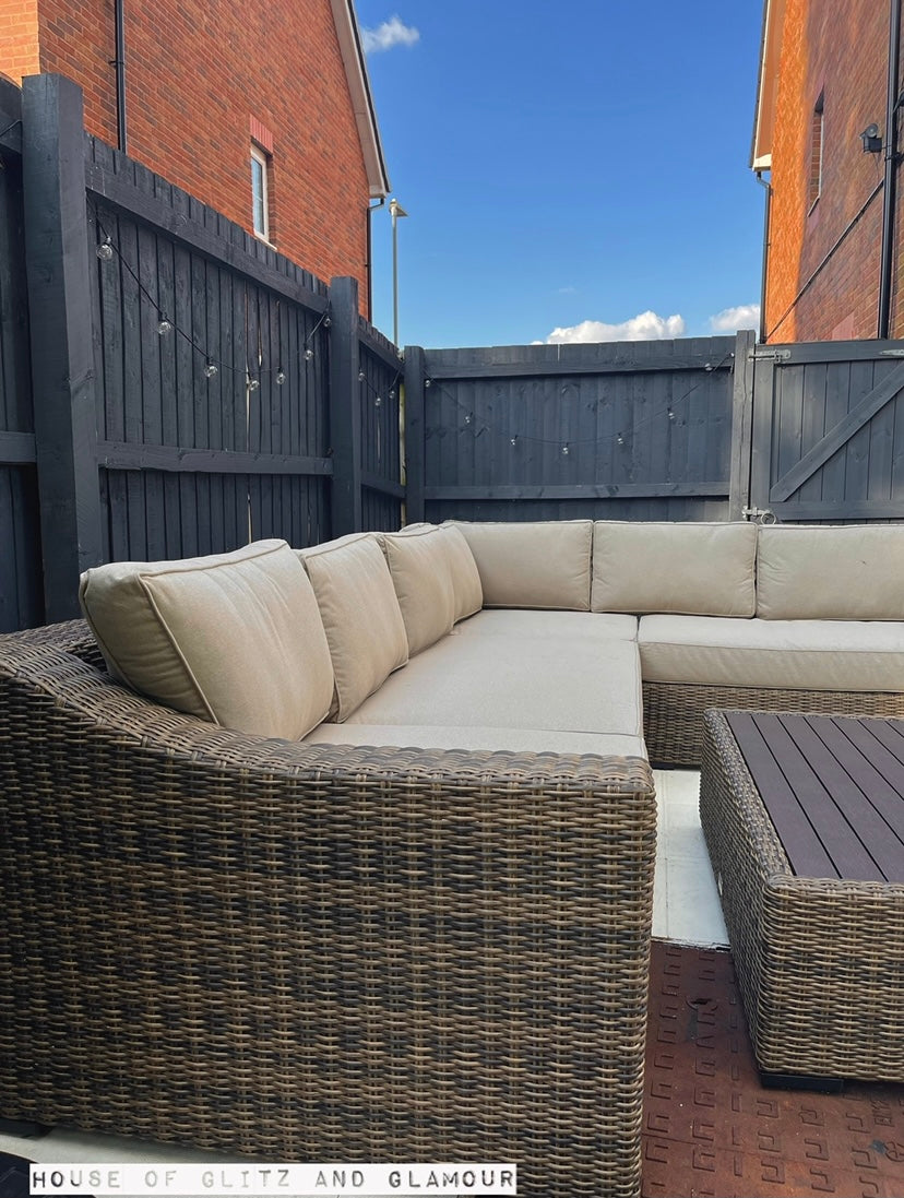 Notting Hill  Extra Large Modular Corner Sofa with Coffee Table in Brown Rattan