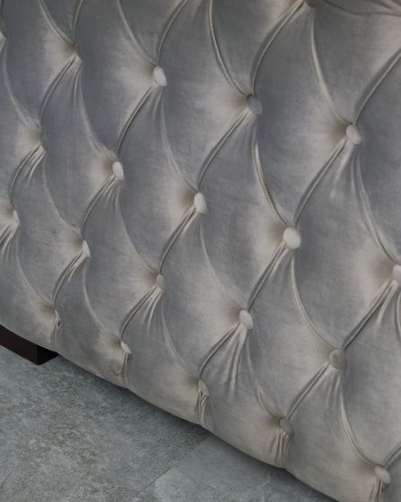 Mayfair Velvet Tufted Snuggle Chair Silver